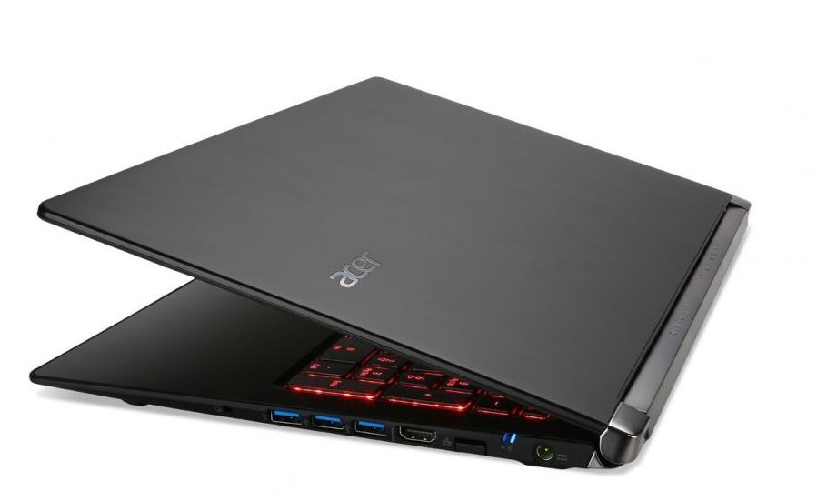 Acer Aspire V Nitro: Život u brzoj traci