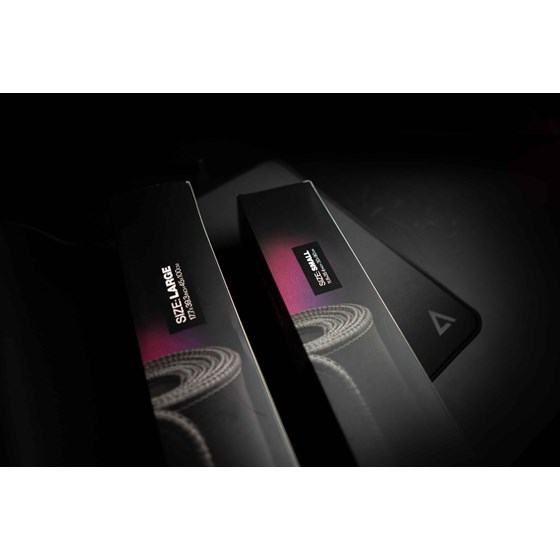 DeltaHub Podloga za miš Gaming Desk Pad Neoprene Black - S